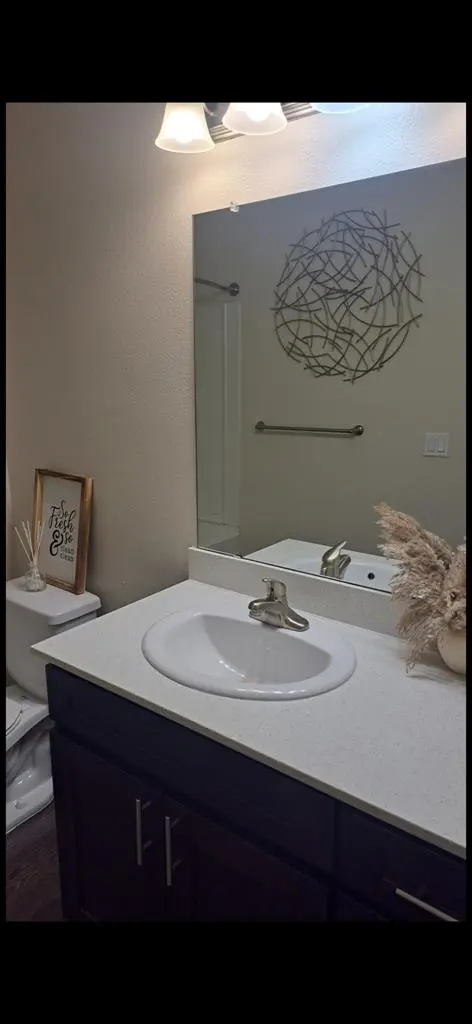 2 Bedroom n 2 bathroom Apartment