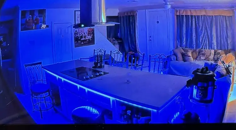 FURNISHED PRIVATE ROOM — $500