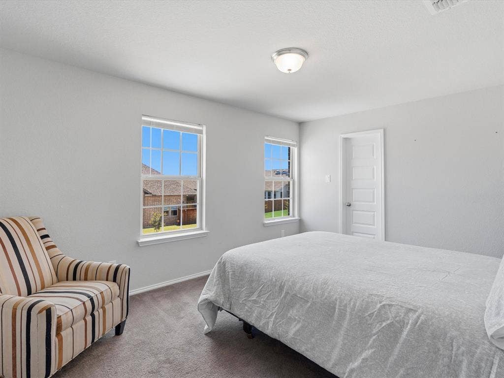4 BR in Denton