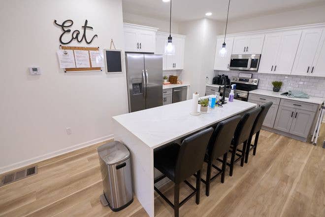 6 BR in Decatur