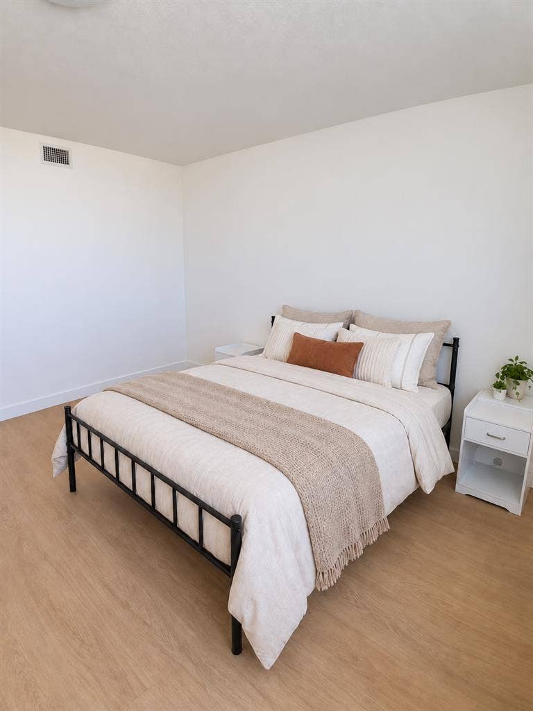 Private room for rent