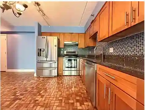 Prof. managed Condo in Newton MA