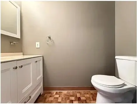 Prof. managed Condo in Newton MA