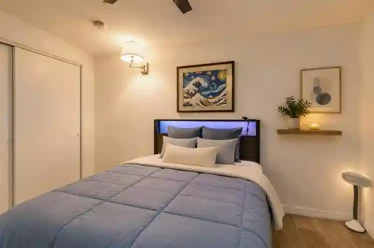 Furnished Private Room in Sarasota