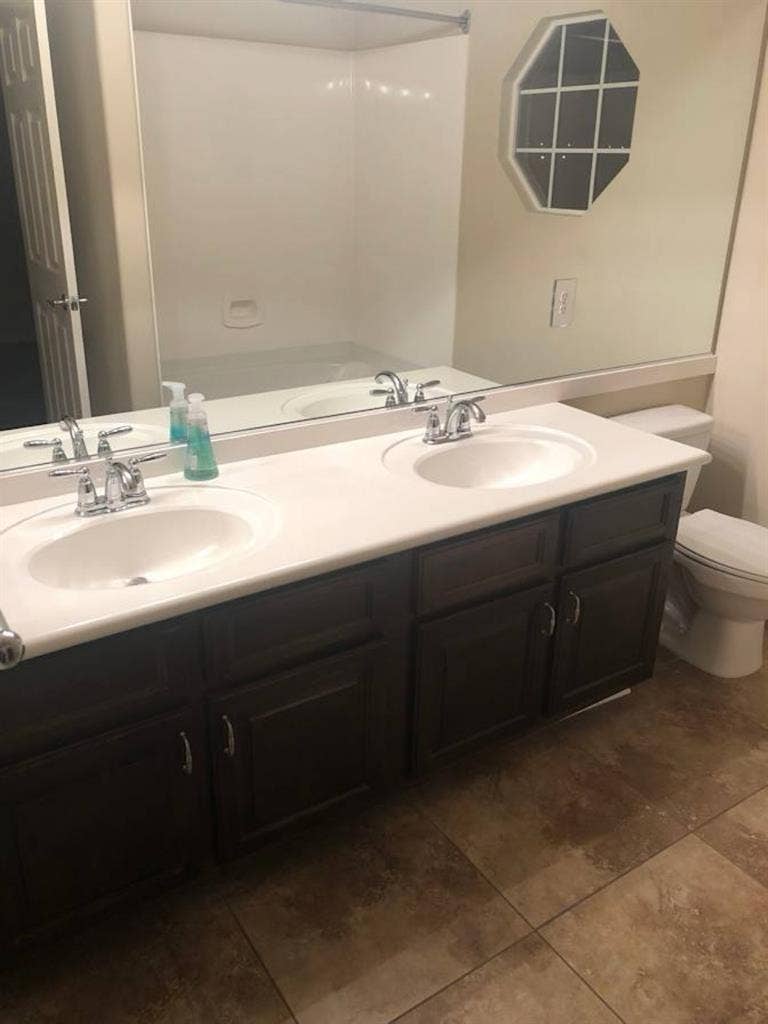 Rooms a available in SW area