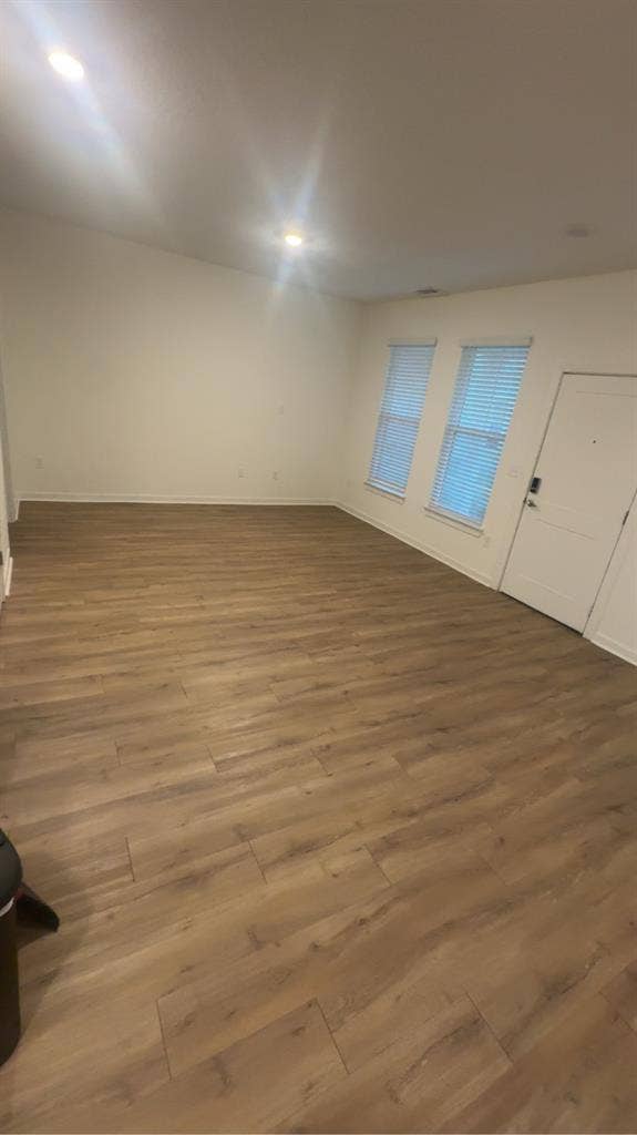 Private standalone townhome room