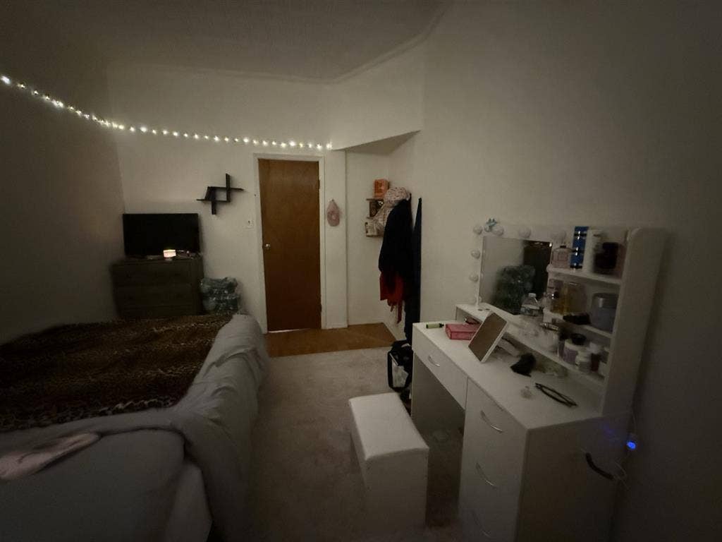 Room for rent in weehawkenn