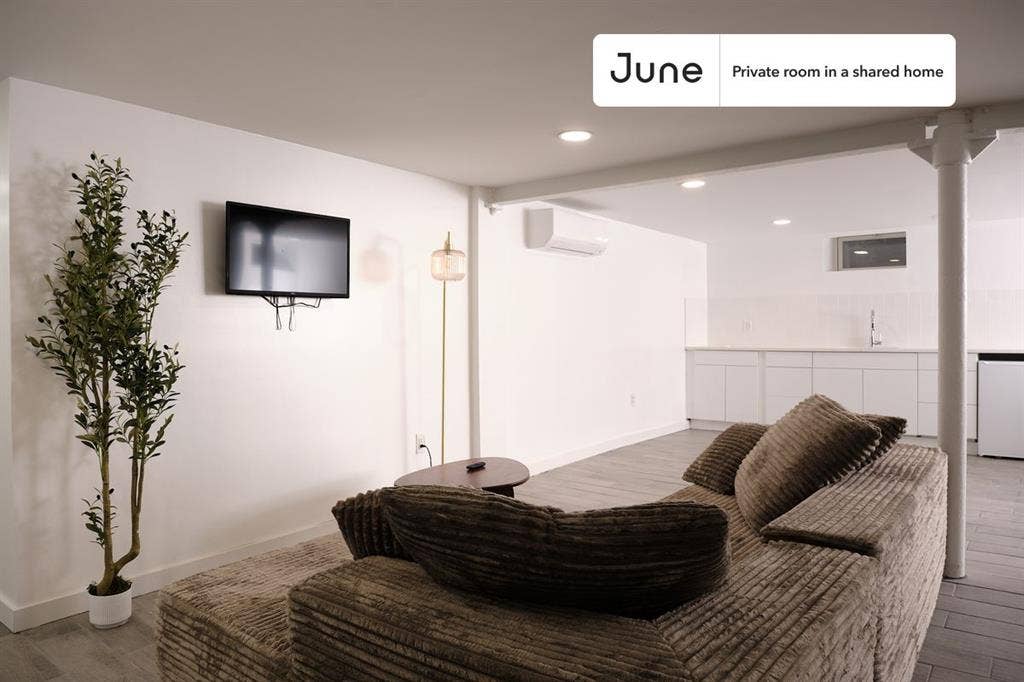 4 BR in New York City