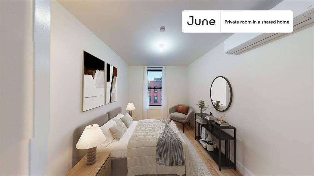 3 BR in New York City