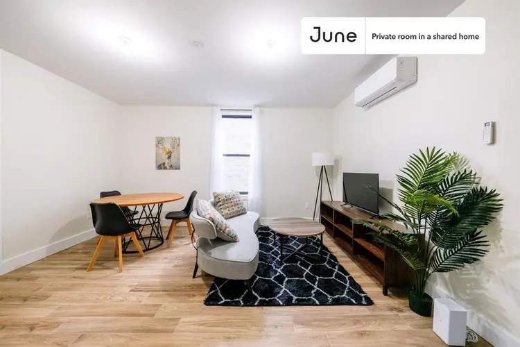 3 BR in New York City
