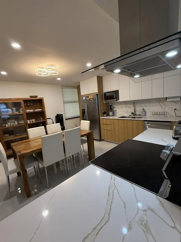 Elegant and comfy home in Aventura