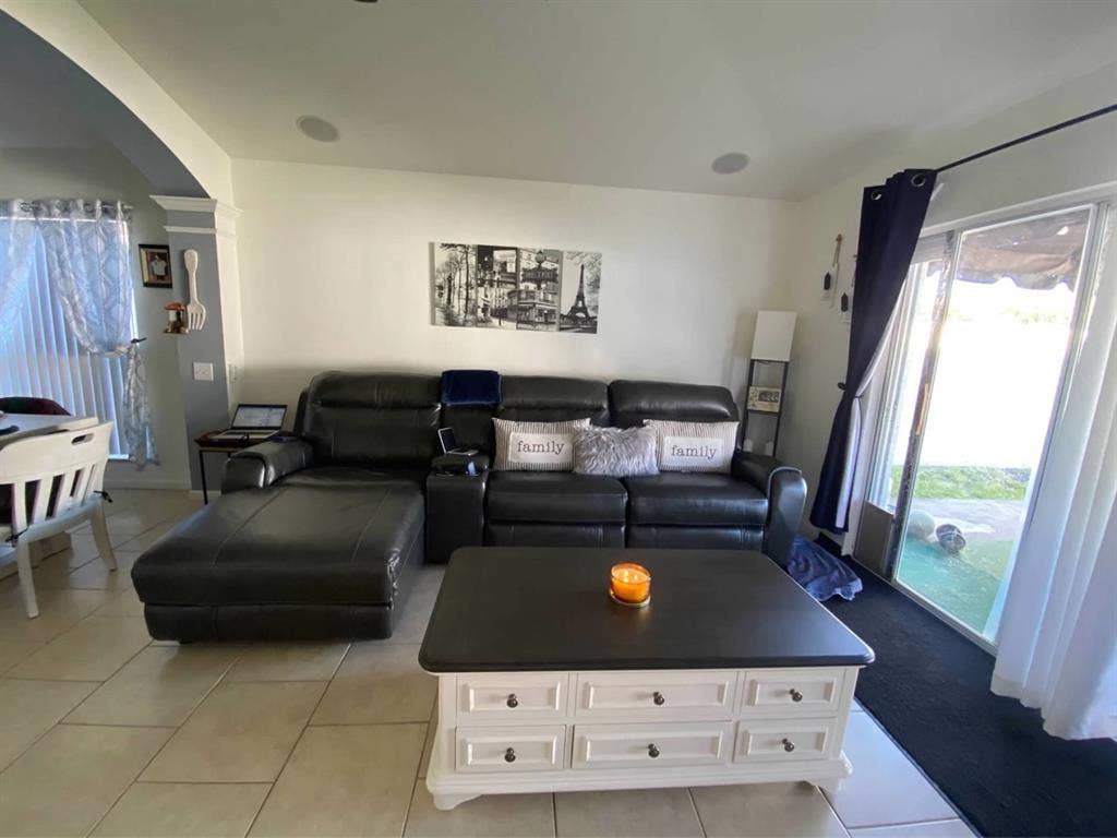 Nice room rental in Wesley Chapel