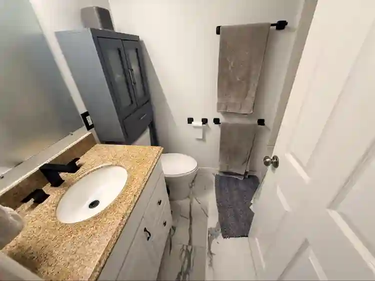 Private room w closet