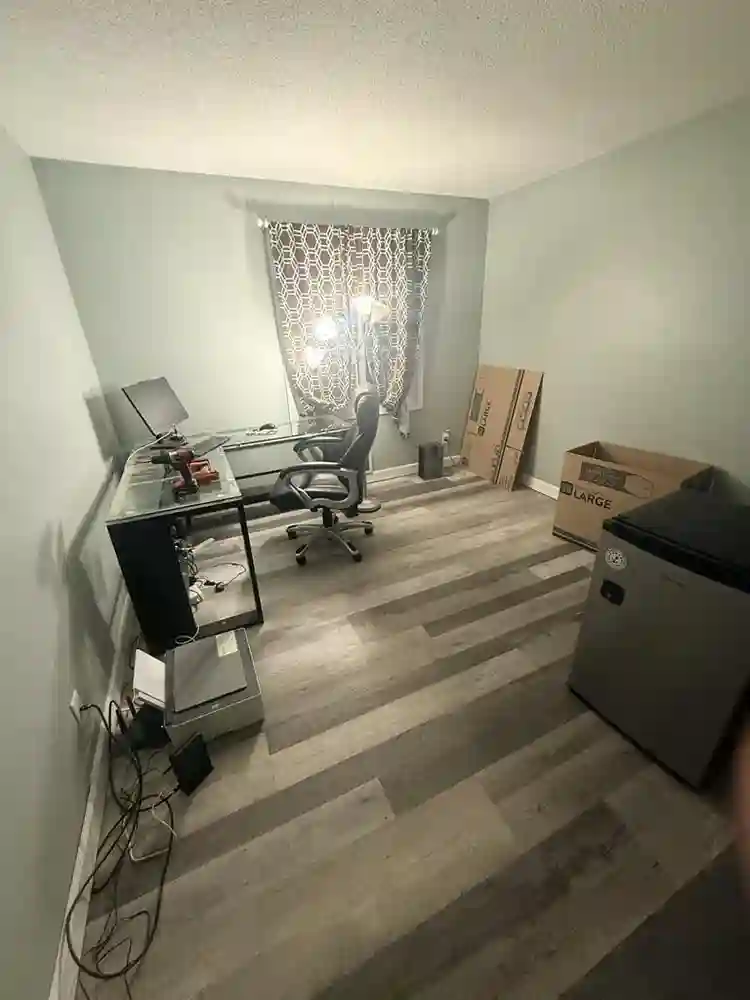Private room w closet
