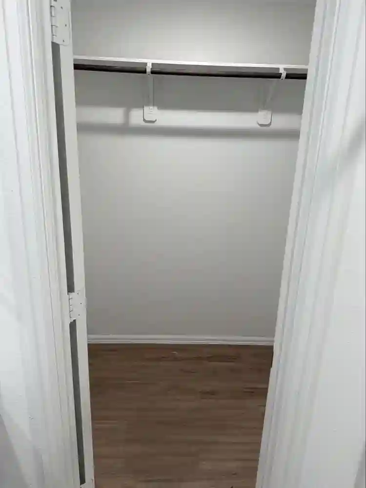 Master bedroom for rent