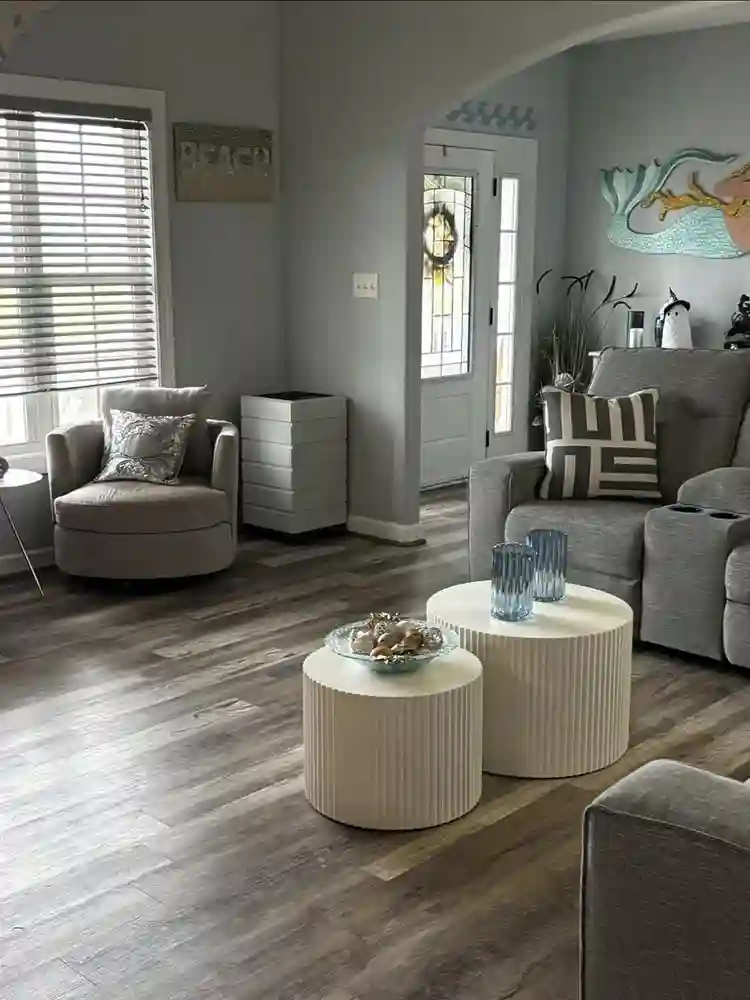 Gorgeous lakefront home Va.Beach