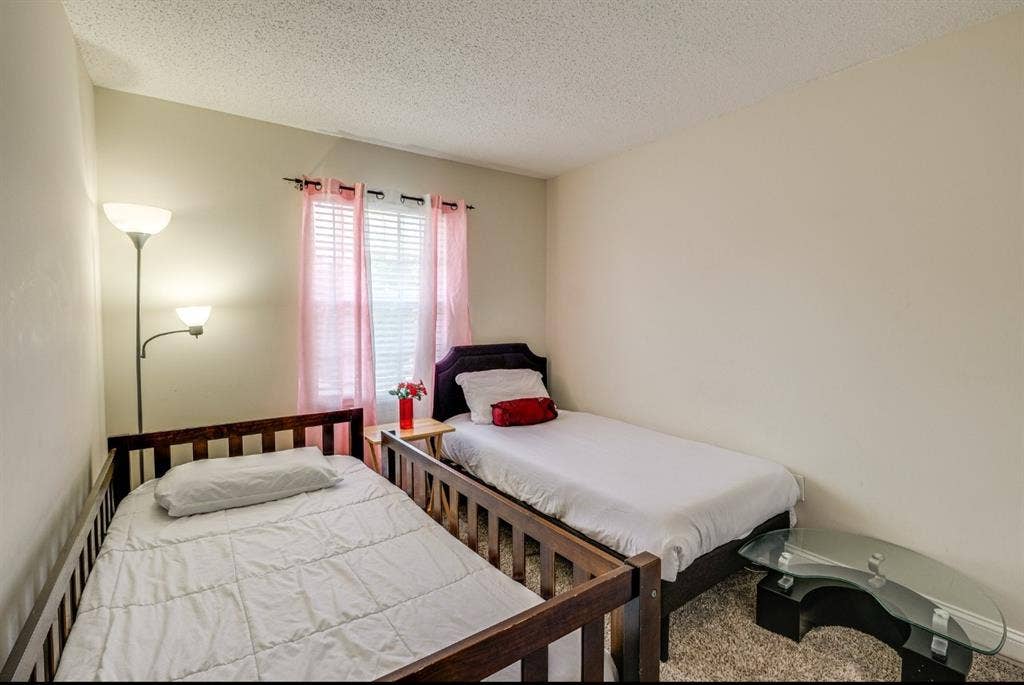 Fully Furnished Mid-term rental