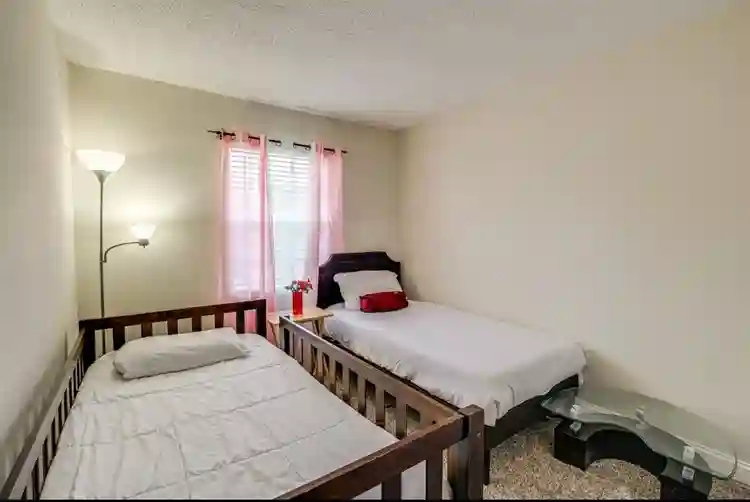 Fully Furnished Mid-term rental