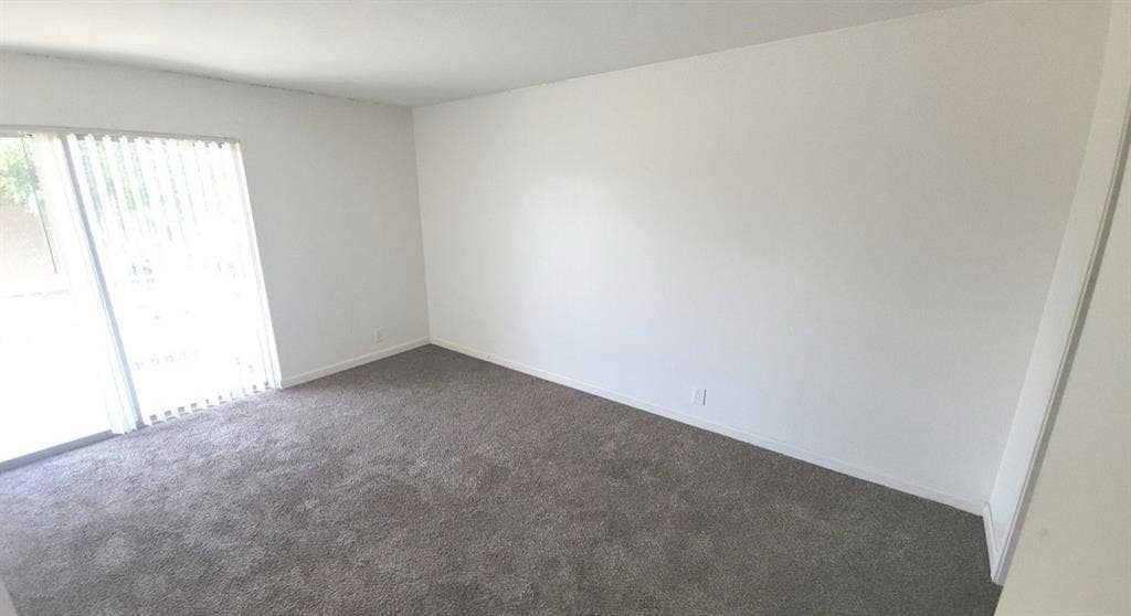 2 bed 1 ba condo available.