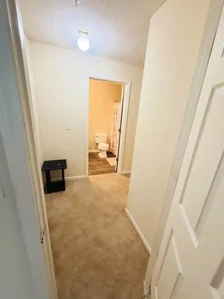 2 Rms available + Bath | FLETC