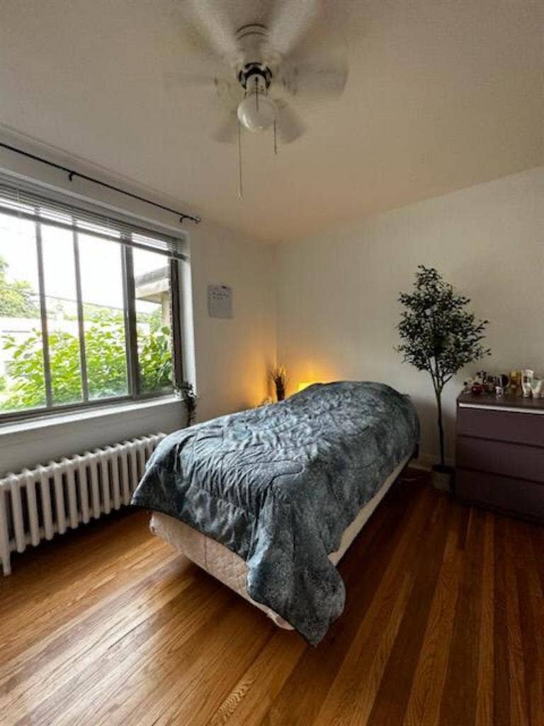 Room for rent midtown