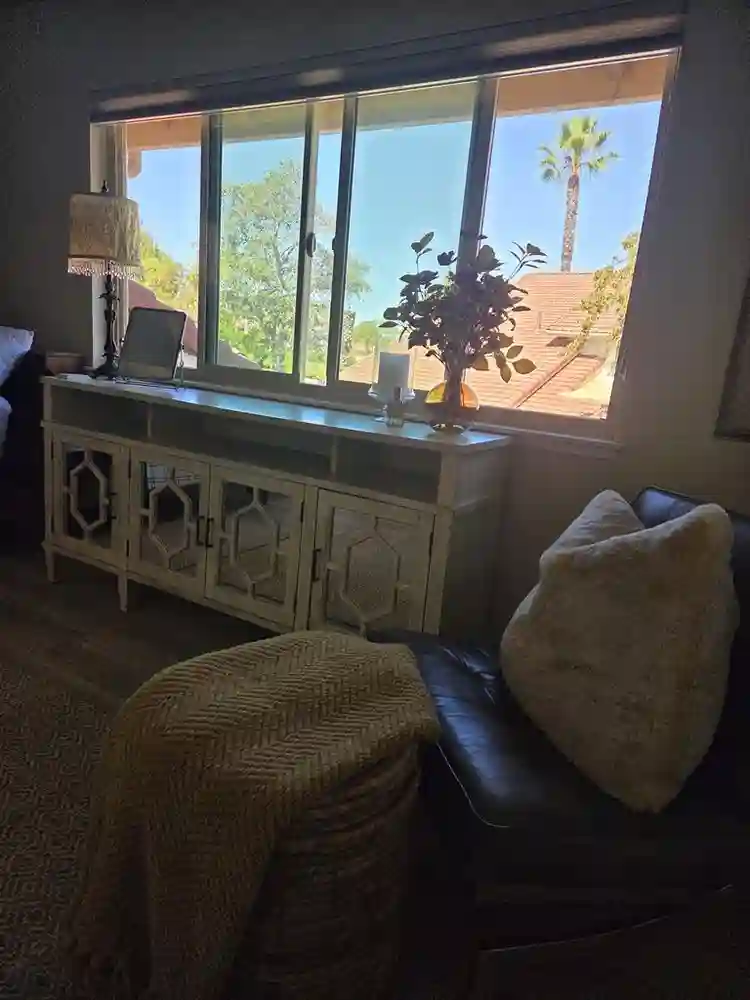 BEAUTIFUL FURNISHED ROOM 4 RENT