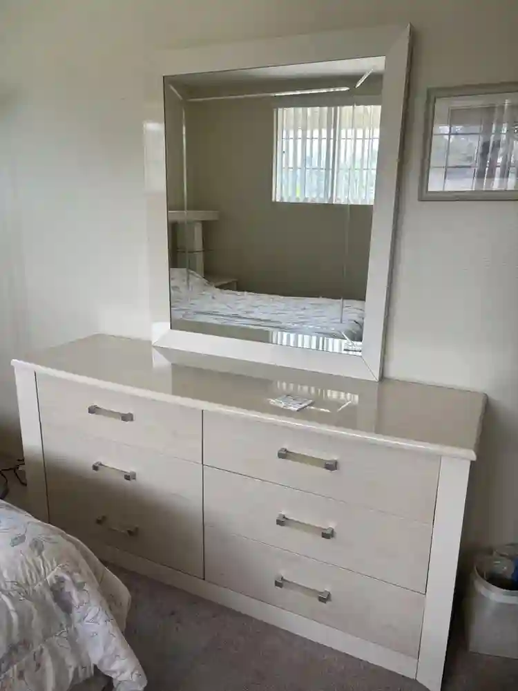 Furnished Bedroom for rent upstairs