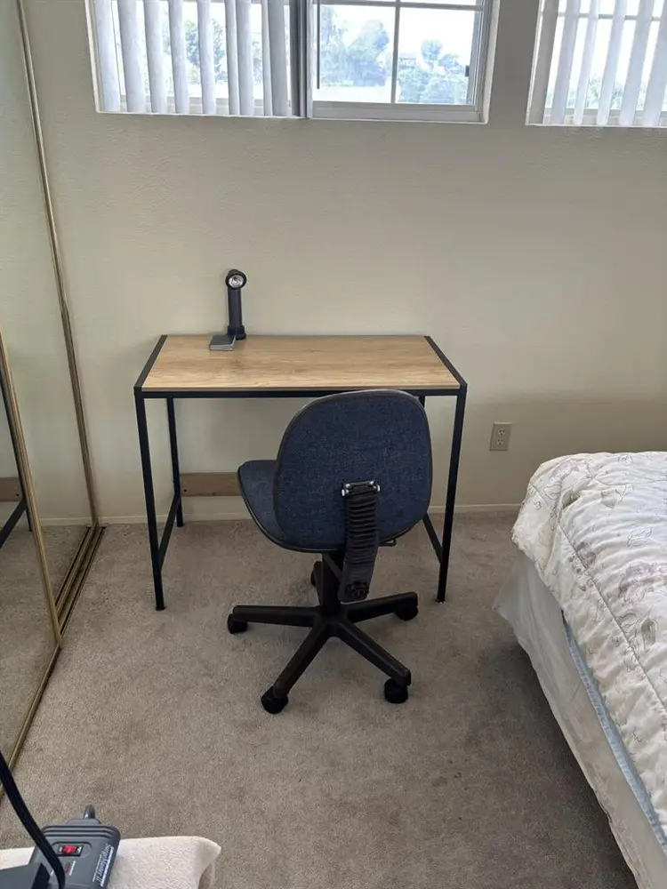 Furnished Bedroom for rent upstairs
