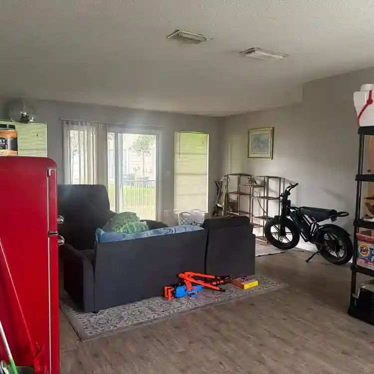 Looking for reliable roomate
