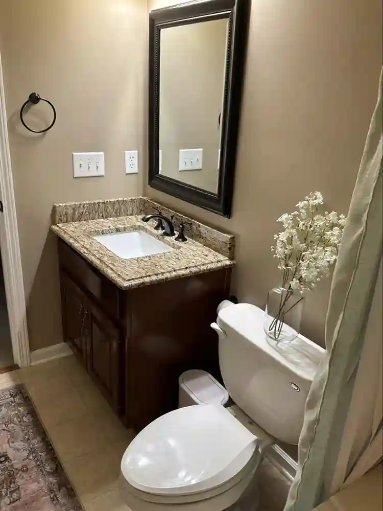 Habitacion disponible para mujer
