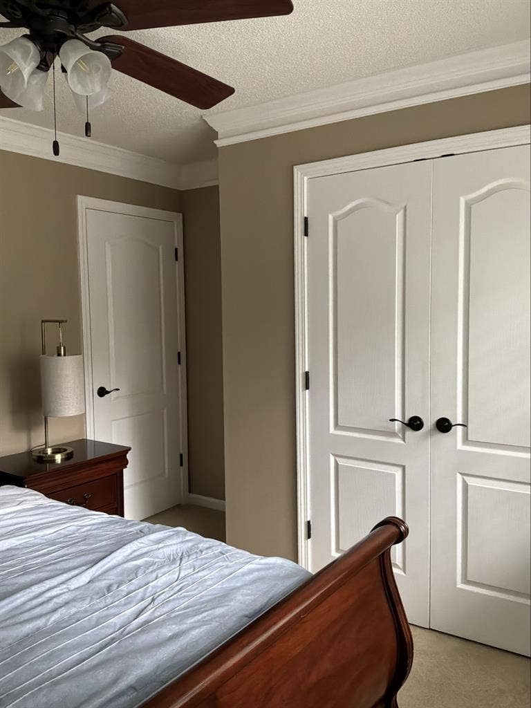 Habitacion disponible para mujer