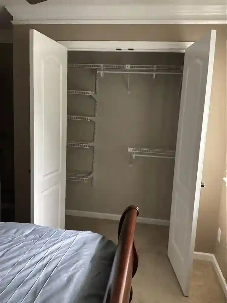 Habitacion disponible para mujer