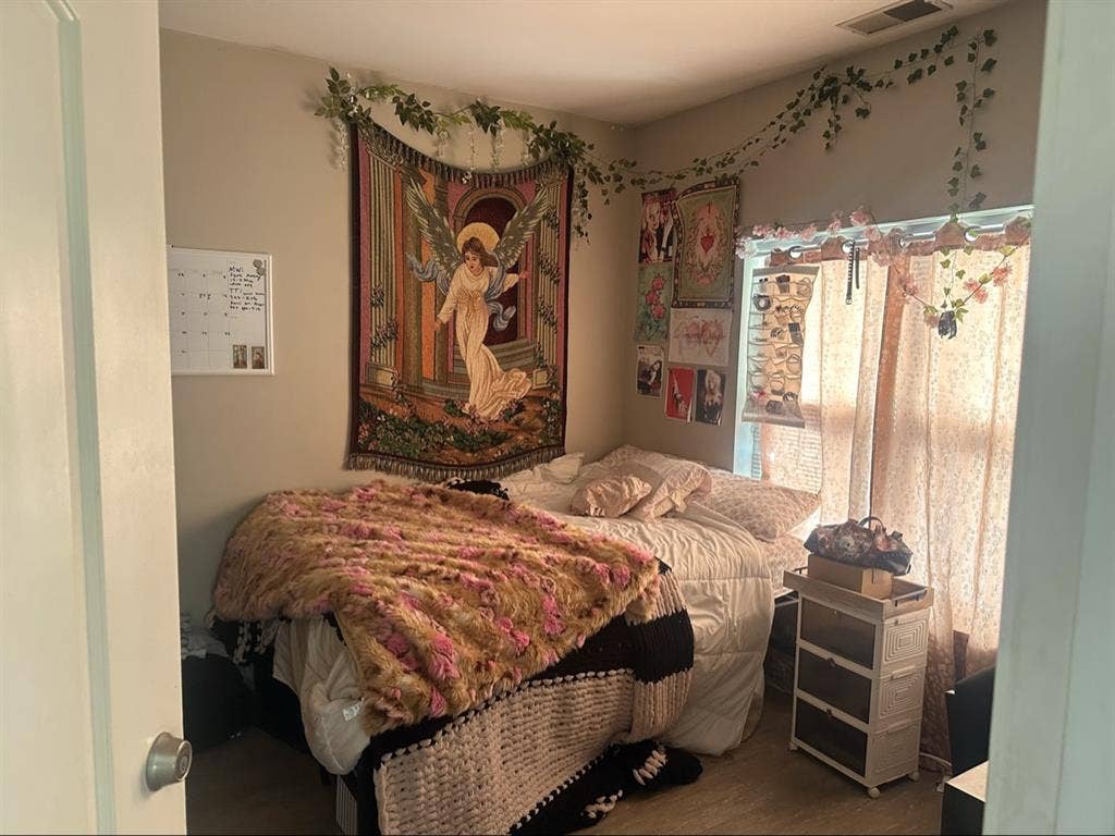 Lease Takeover ASAP- Monarch 716