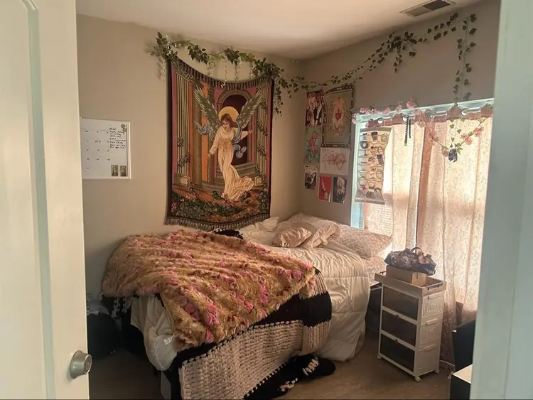 Lease Takeover ASAP- Monarch 716