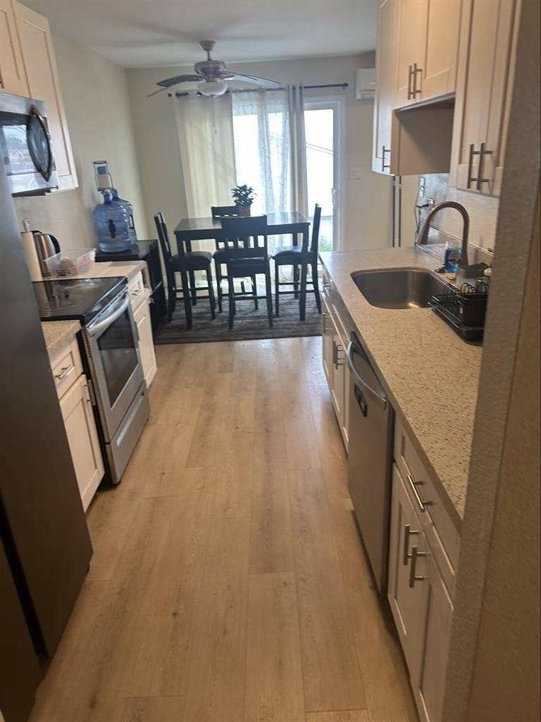 Clean & Cozy Room for Rent