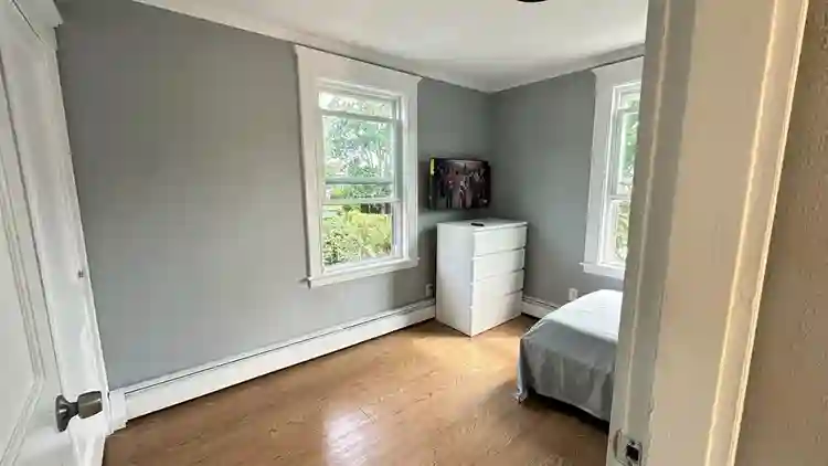 2 Rooms for Rent (Women Only)