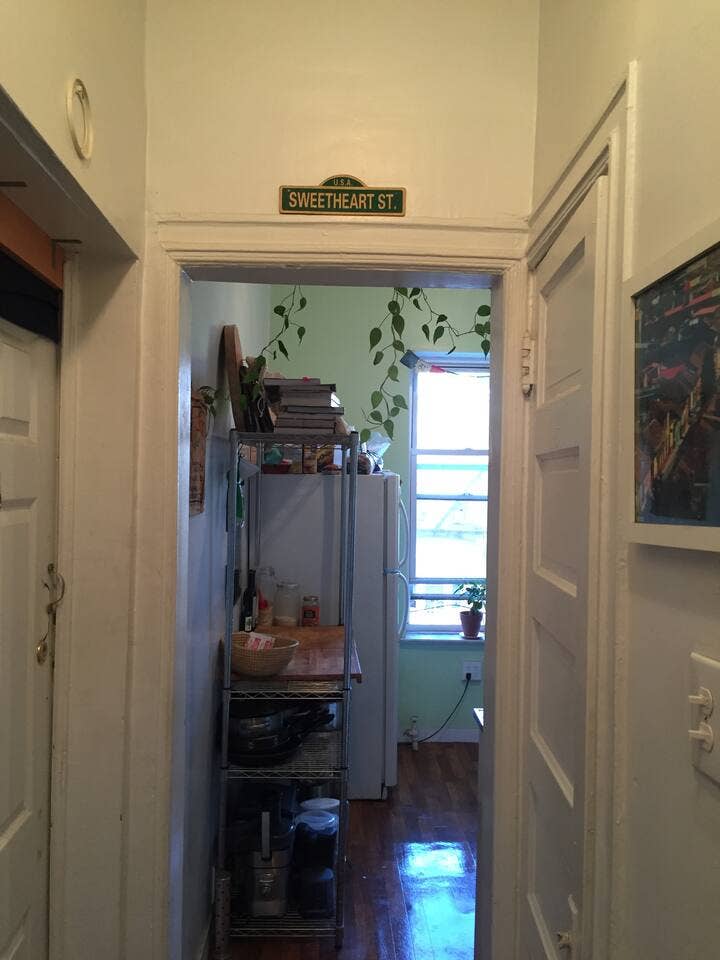 Beautiful XL Unfurnished Room