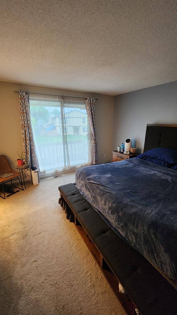 Master bedroom Room for rent
