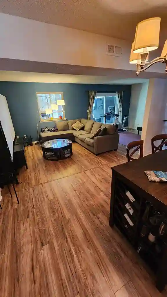 Master bedroom Room for rent