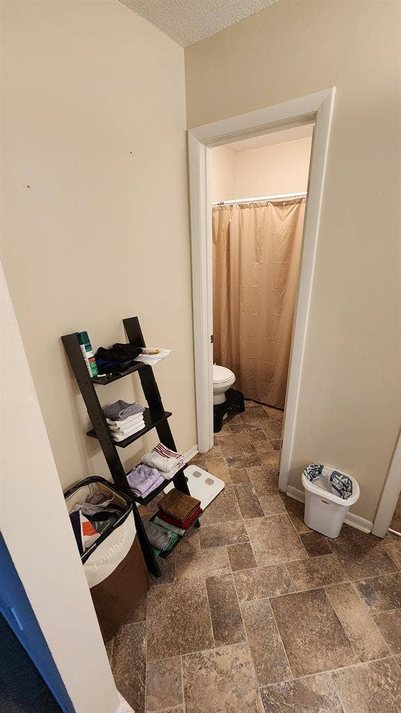 Master bedroom Room for rent