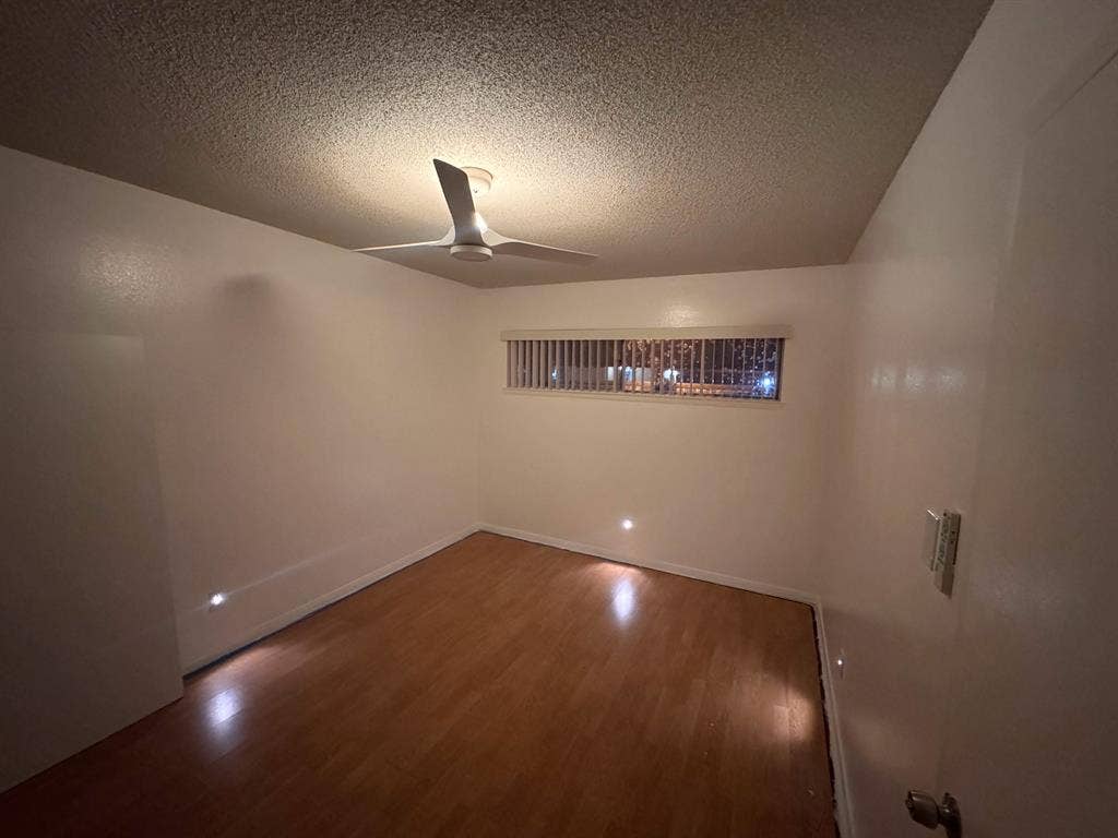 2-bed 1-bath - 7 min walk to Strip