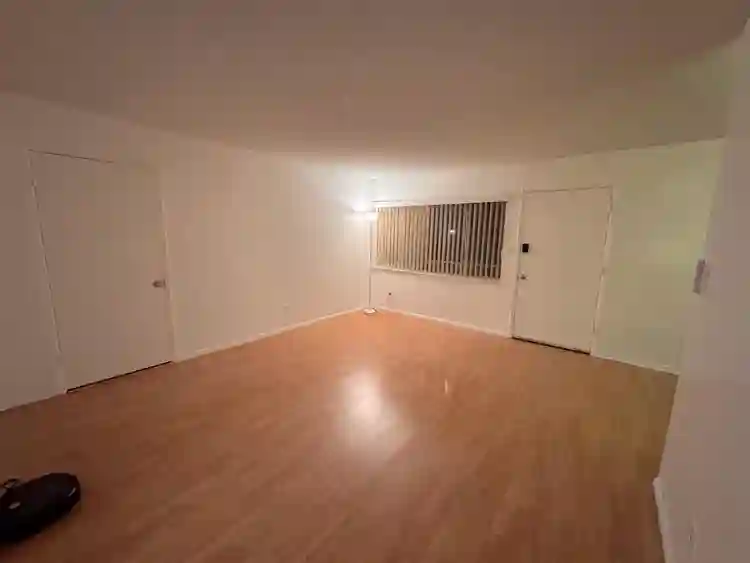 2-bed 1-bath - 7 min walk to Strip