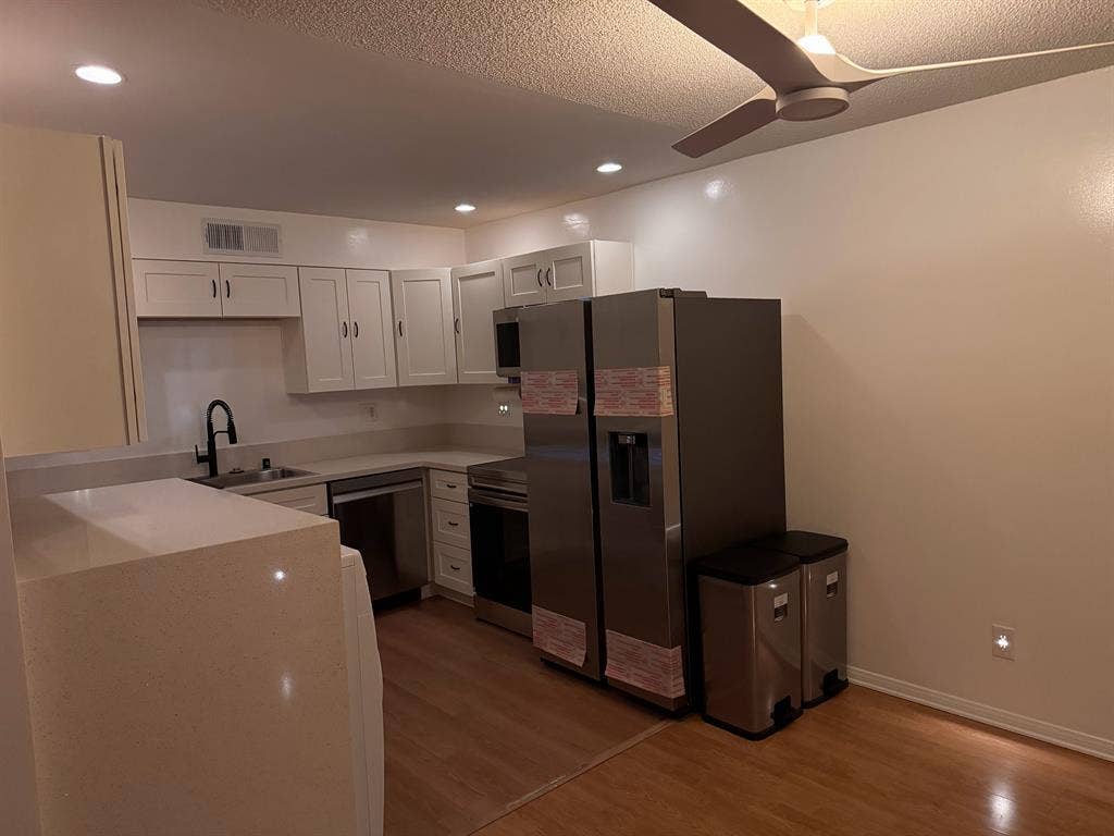 2-bed 1-bath - 7 min walk to Strip