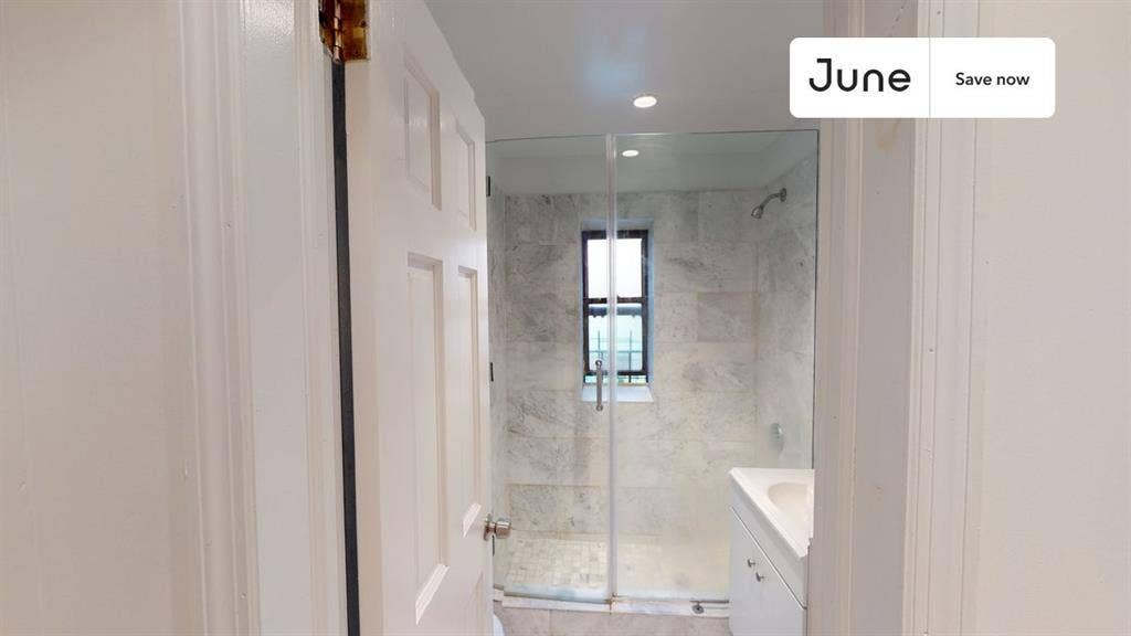 2 BR in New York City