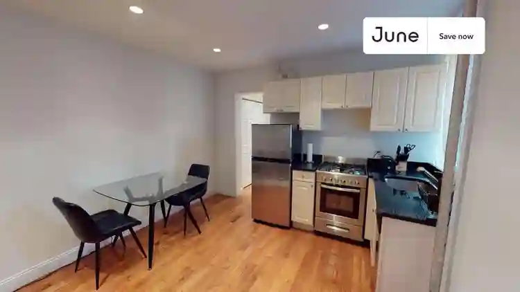 2 BR in New York City