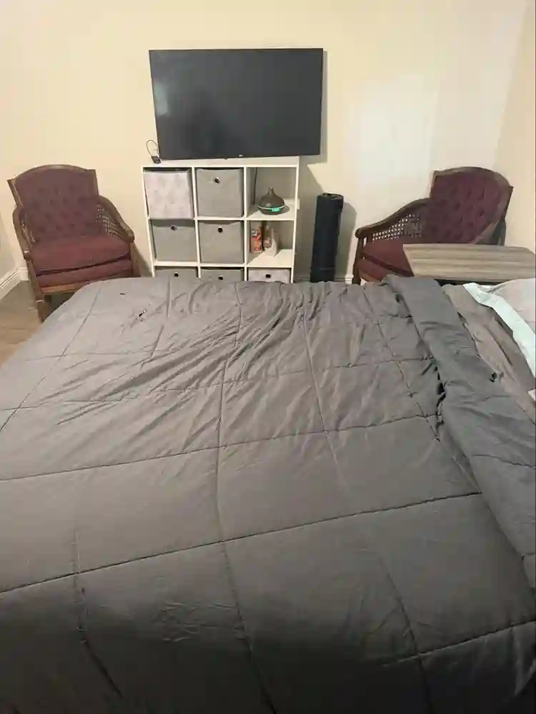 Seeking roommate for private room