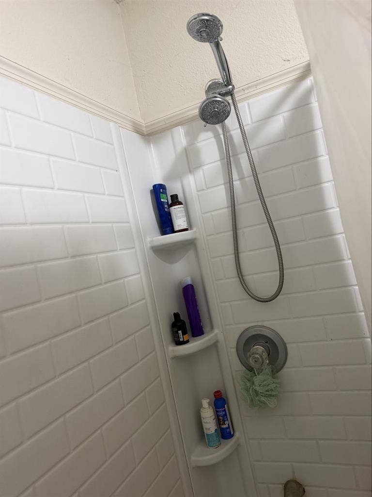 Seeking roommate for private room