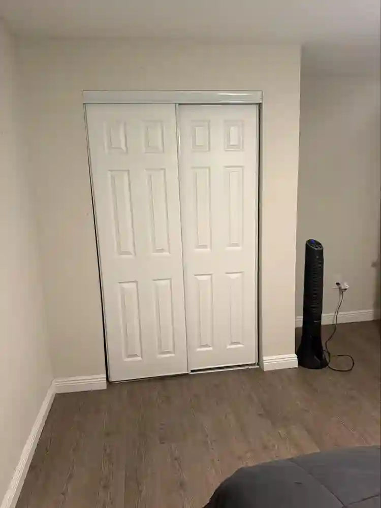 Seeking roommate for private room