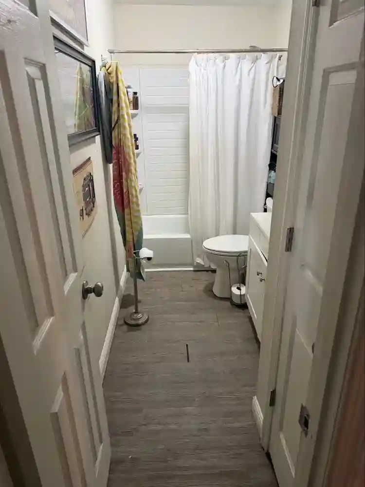 Seeking roommate for private room
