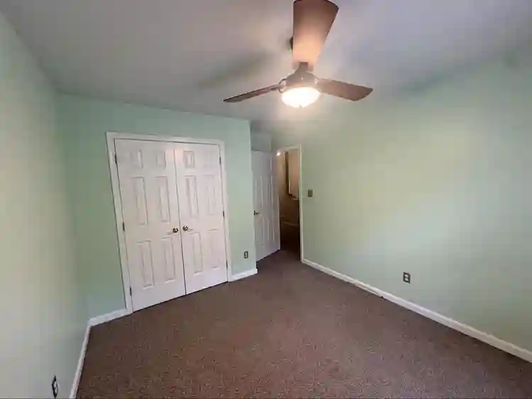 Bel air room for rent